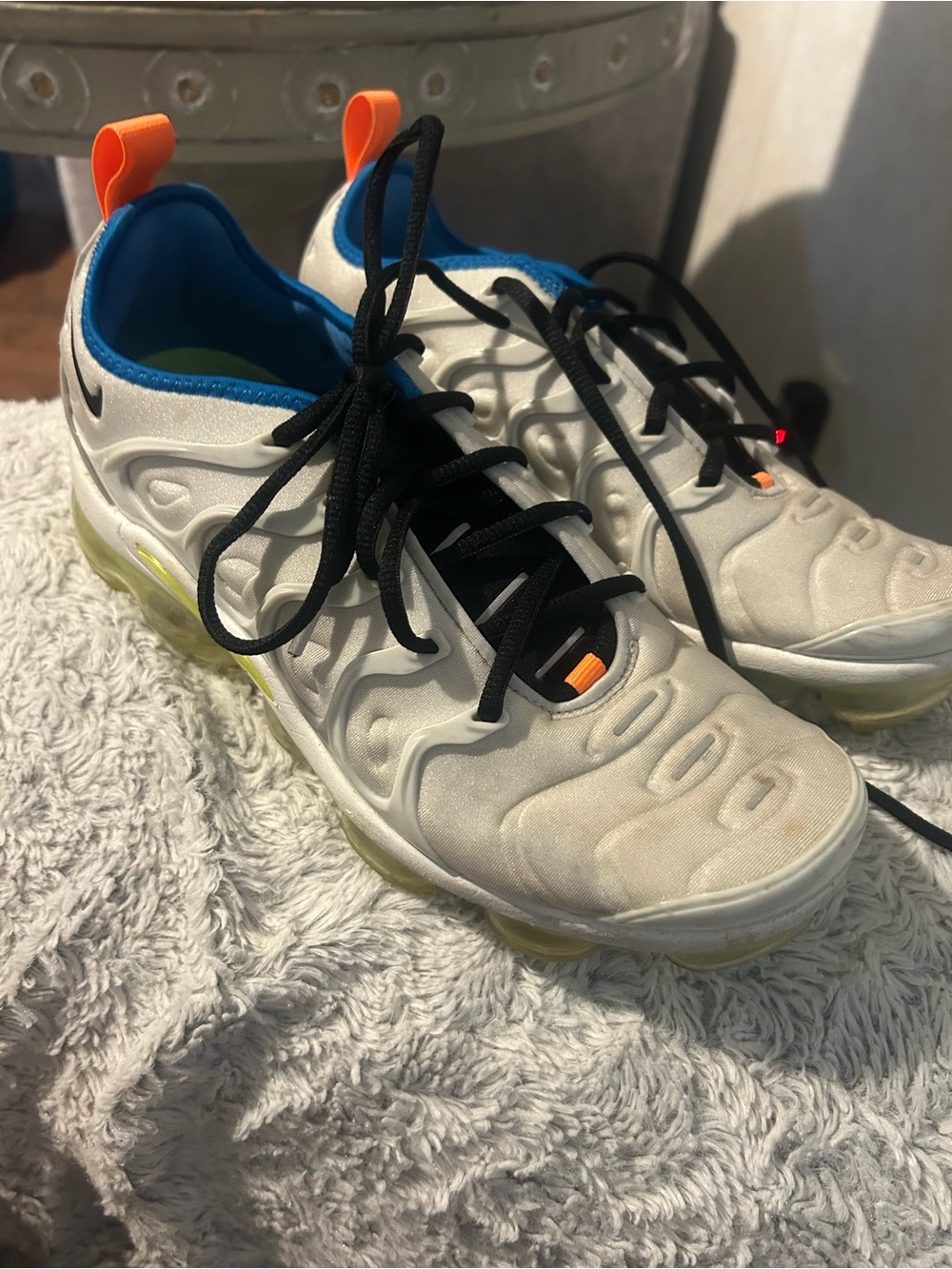 Nike White Sneakers with Blue Lining and Orange Pull Tabs